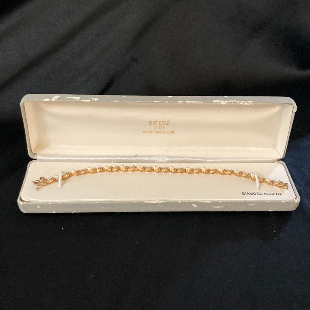 Vintage Gold Bracelet with Diamond Accent - Picture 2 of 7